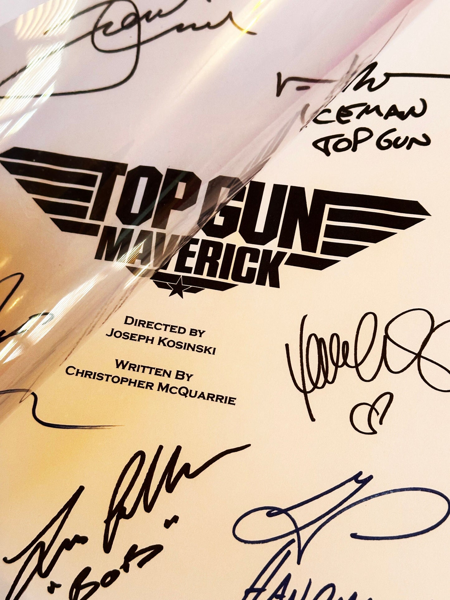 TOP GUN MAVERICK Signed Movie Script, Birthday Gift, Movie Gift, Film Script, 80's, 1980's, Tom Cruise