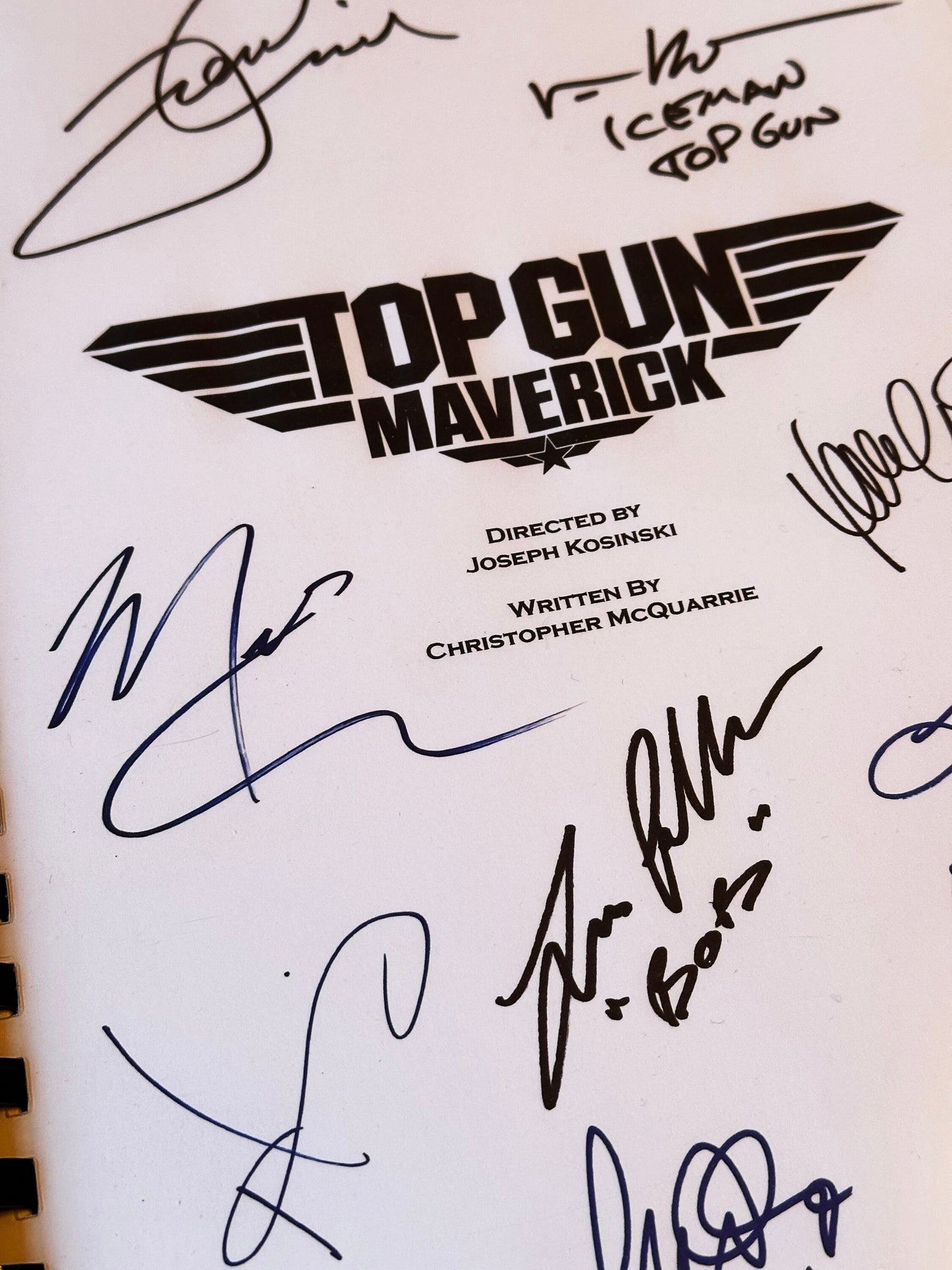 TOP GUN MAVERICK Signed Movie Script, Birthday Gift, Movie Gift, Film Script, 80's, 1980's, Tom Cruise