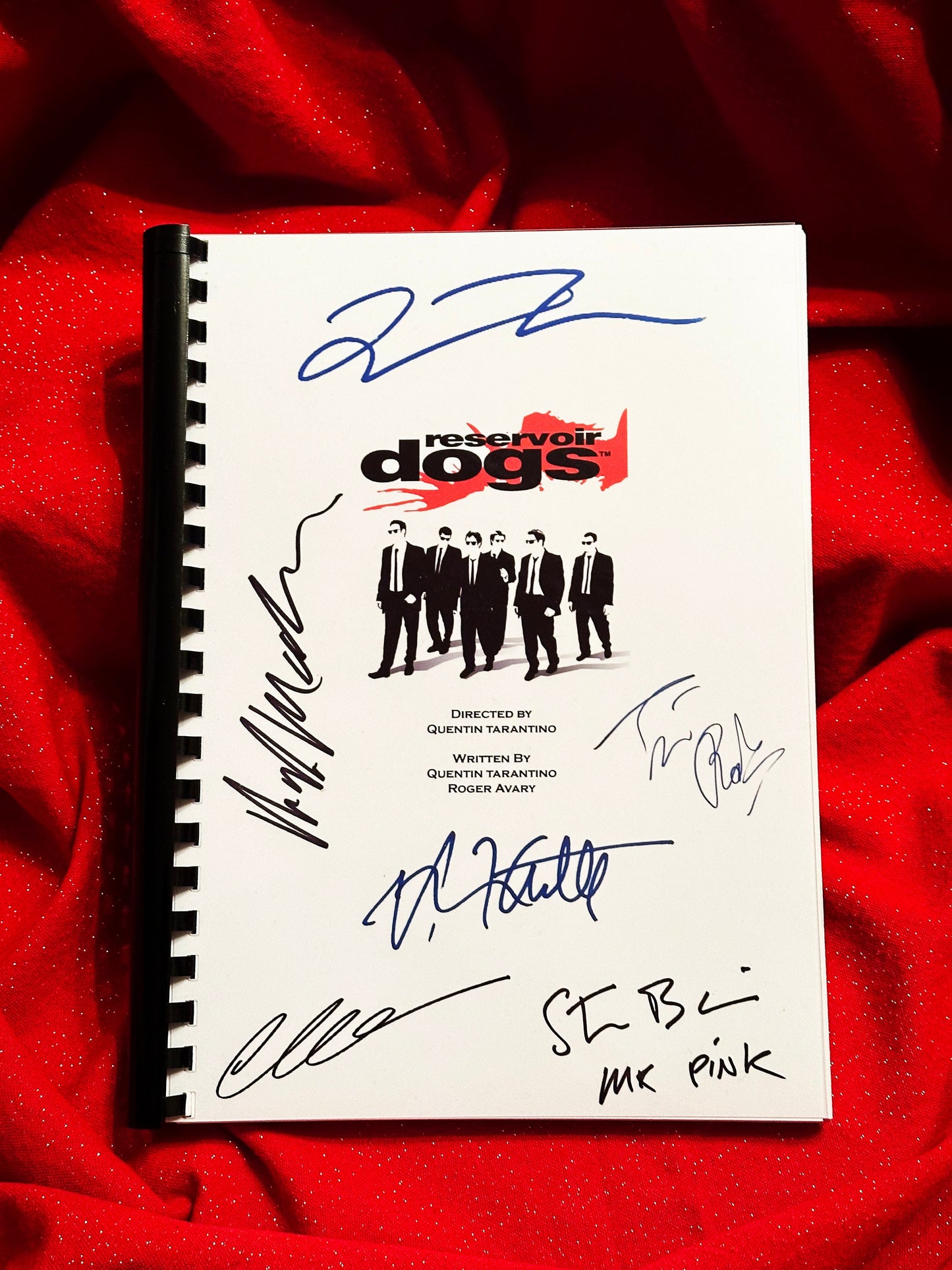 RESERVOIR DOGS Signed Movie Script, Birthday Gift, Movie Gift, Film Screenplay, Tarantino