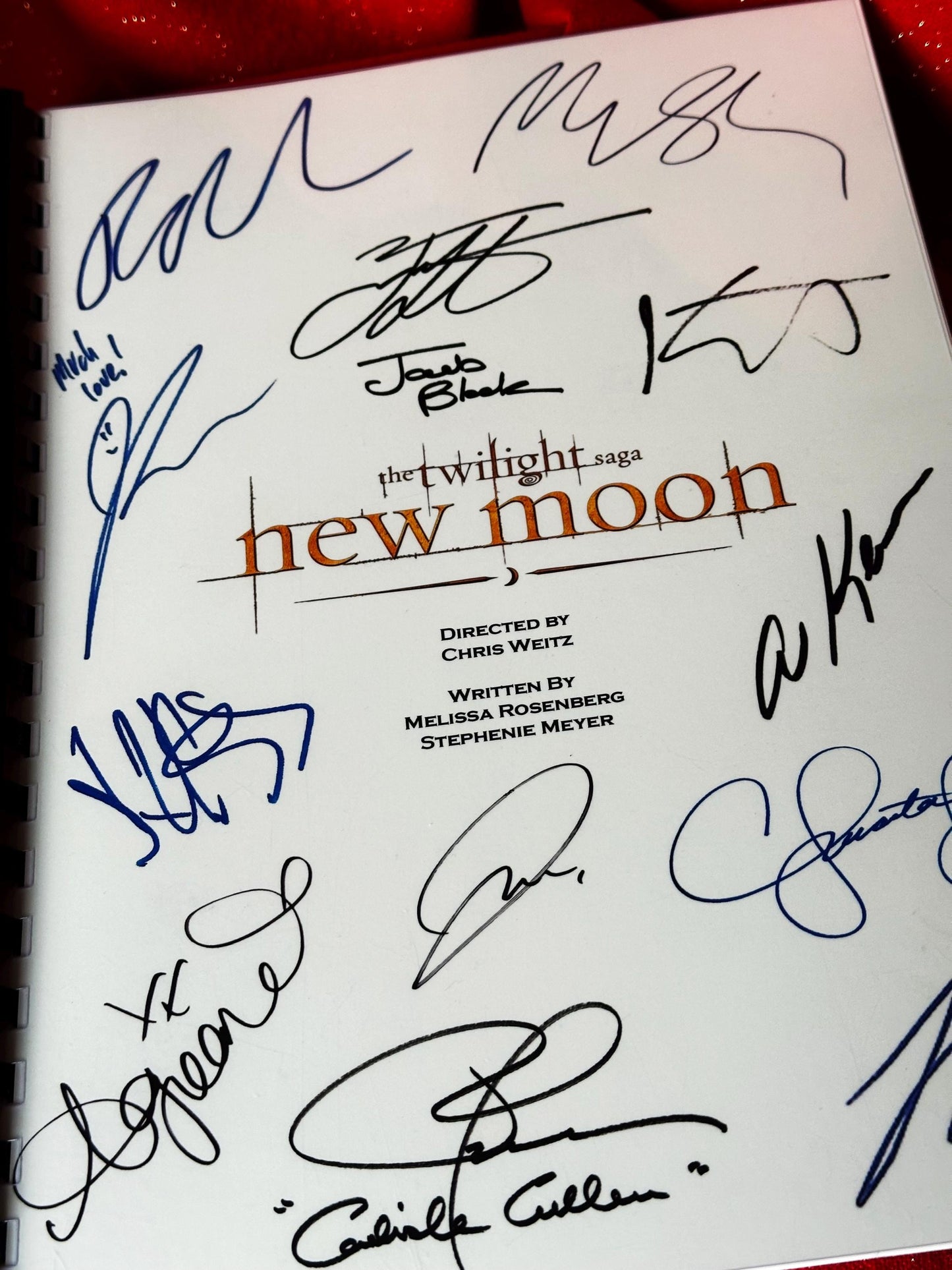 TWILIGHT NEW MOON Signed Movie Script, Movie Present, Birthday Gift, Movie Gift, Film Script, Screenplay, Autograph, Stocking filler